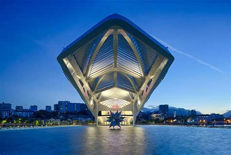 santiago calatrava museum.